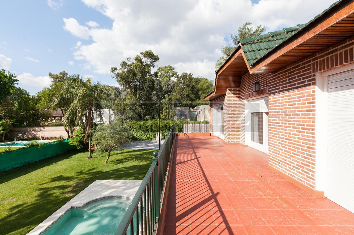Casa en Venta en Las Lomas de San Isidro 1