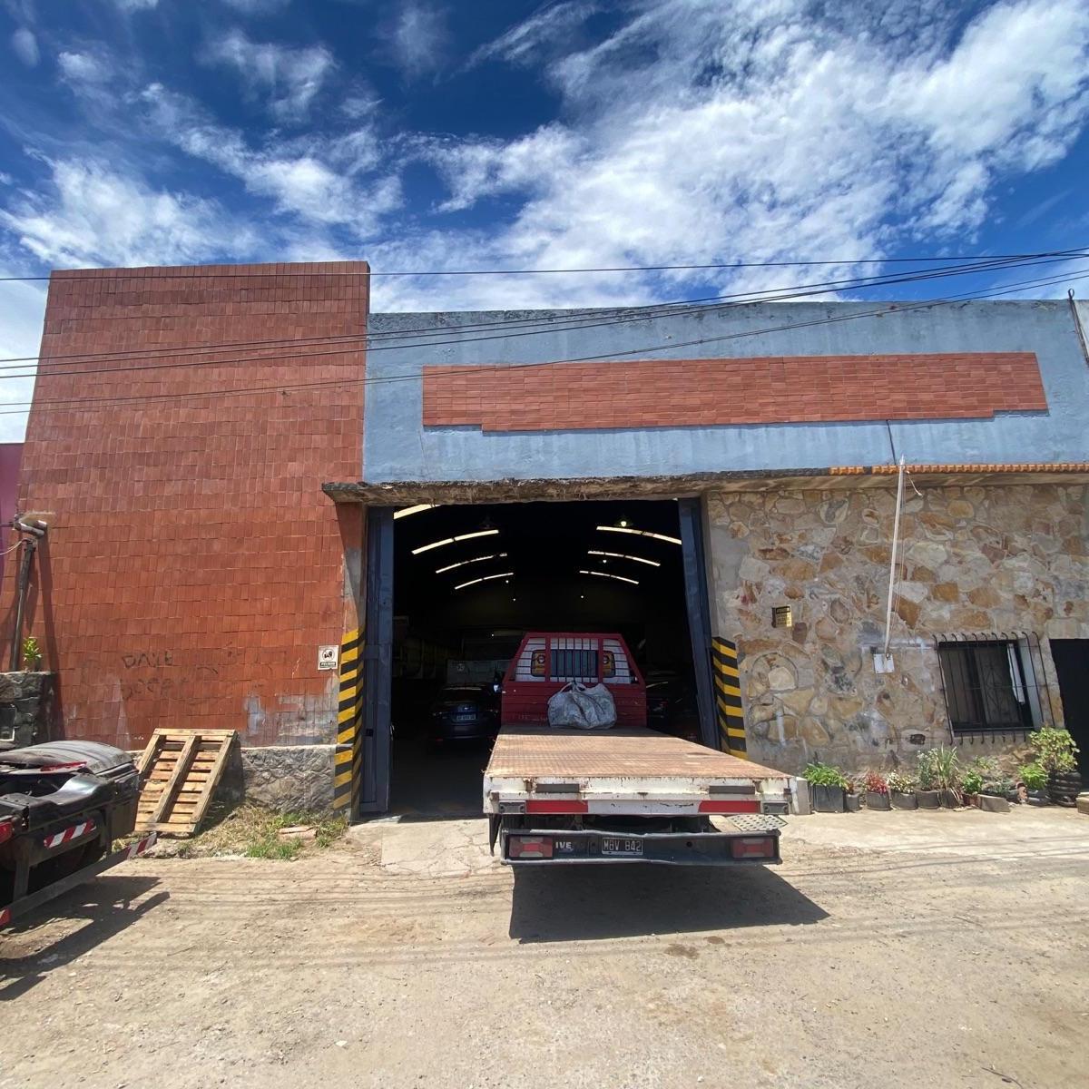 Depósito en Venta de 1200 m² en Escobar 2