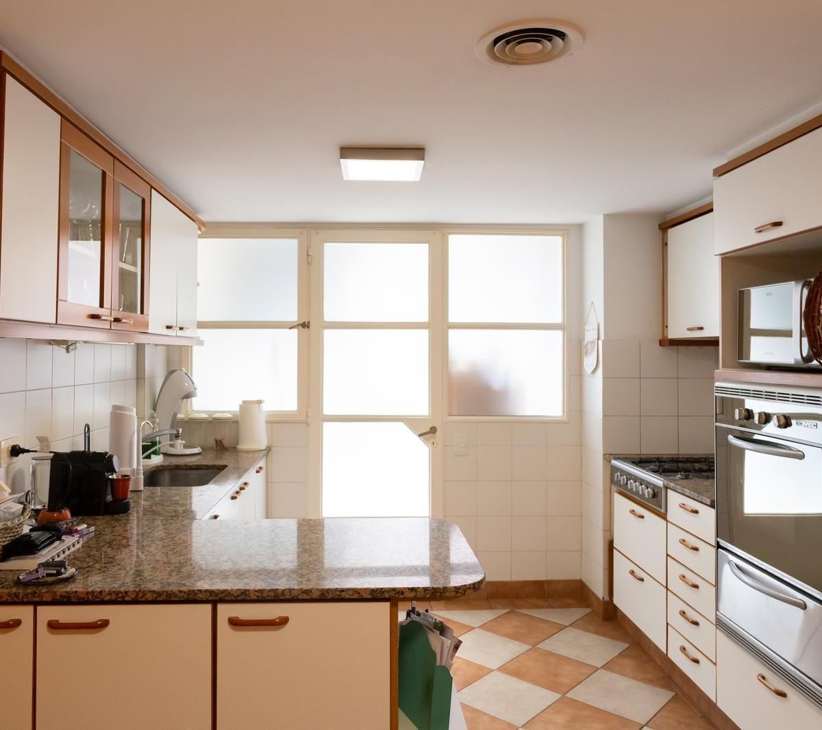Departamento en Venta en Acassuso 3