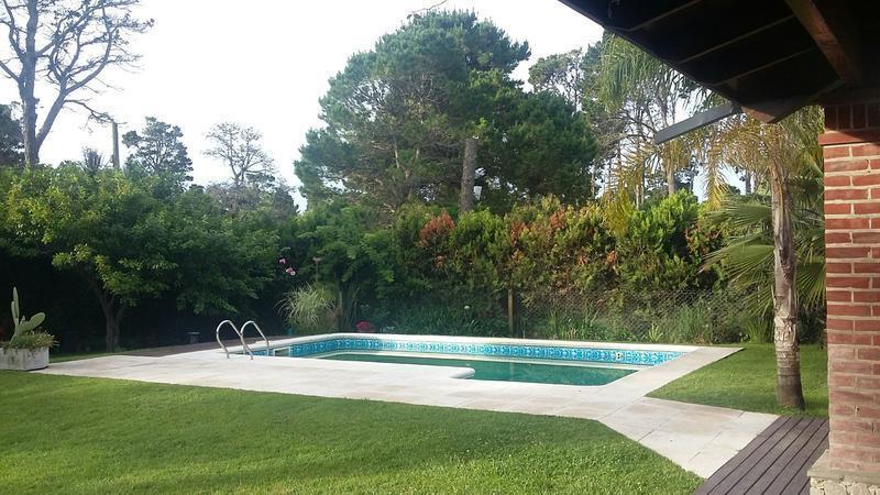 Foto de Casa en Barrio Los Alamos- Pinamar- Venta, imagen 2