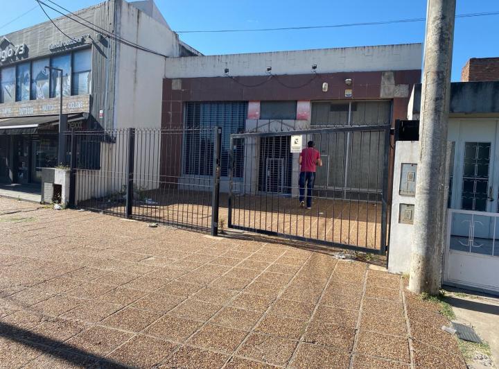Local en venta en Rosario Oeste