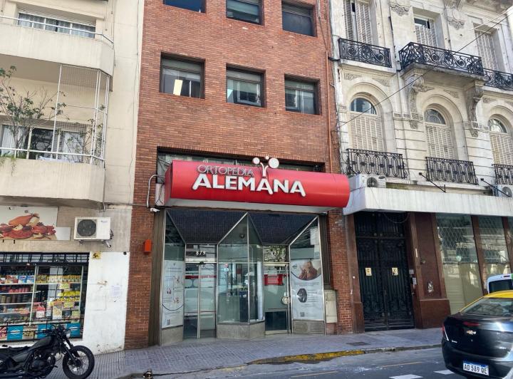 Edificio Comercial en Recoleta