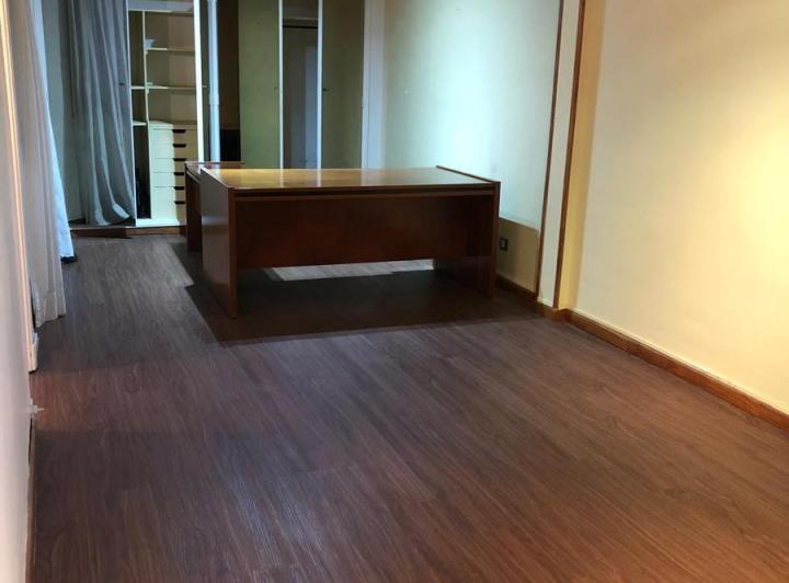 Oficina monoambiente en alquiler en San Isidro 4