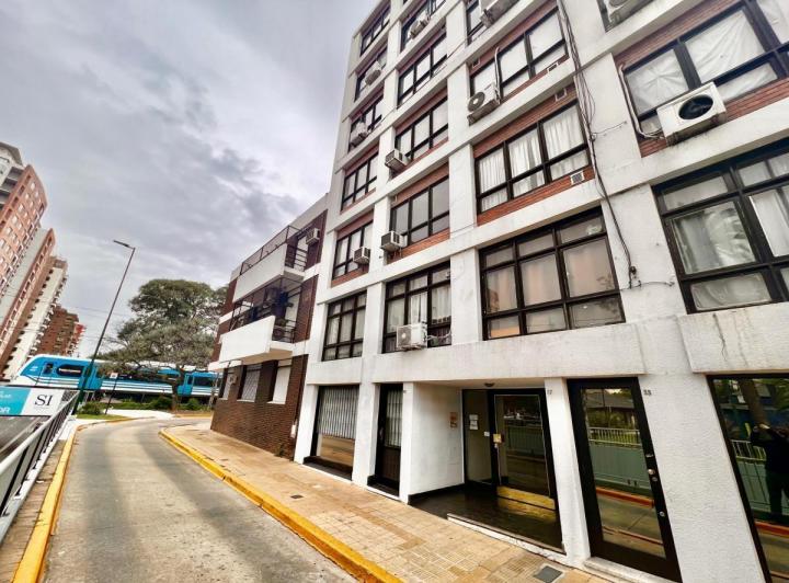 Oficina monoambiente en alquiler en San Isidro 1