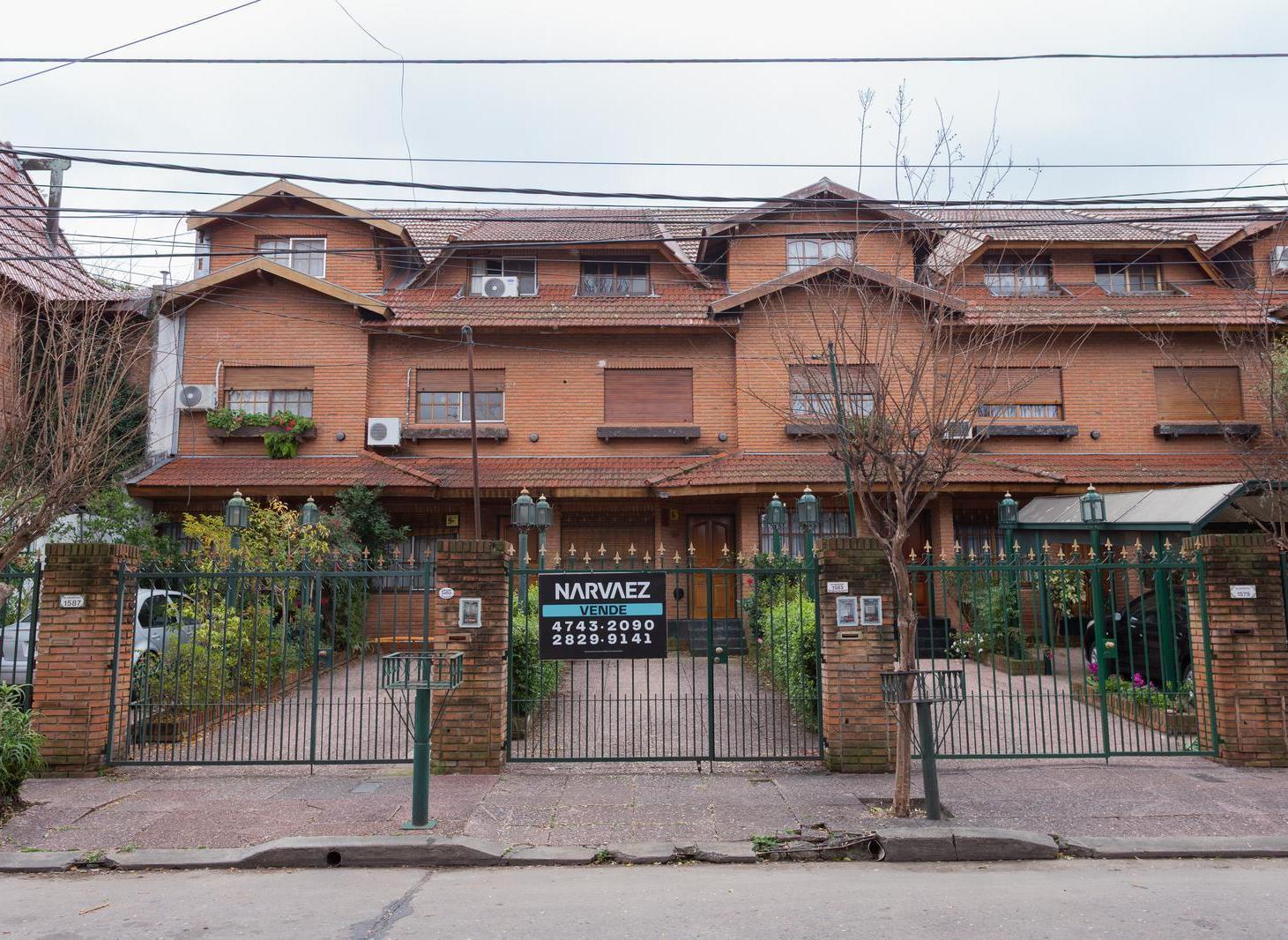 Casa tipo duplex en Venta 5 ambientes en Olivos - Apto credito