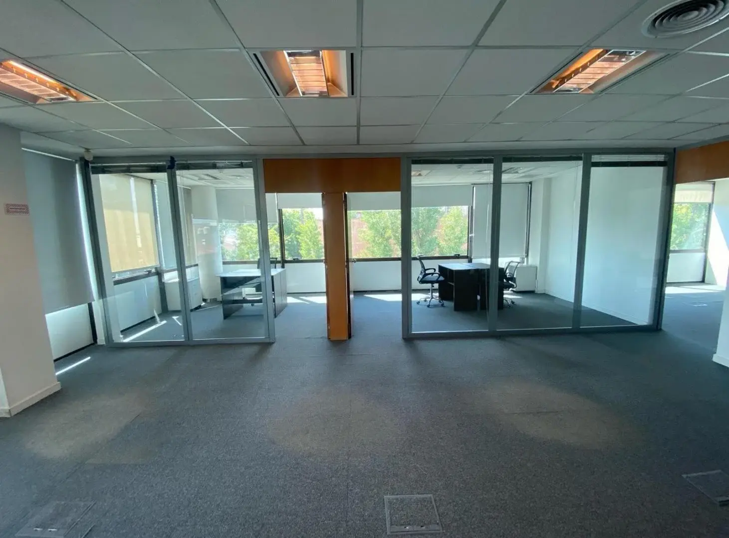 Oficina en alquiler en San Isidro 5