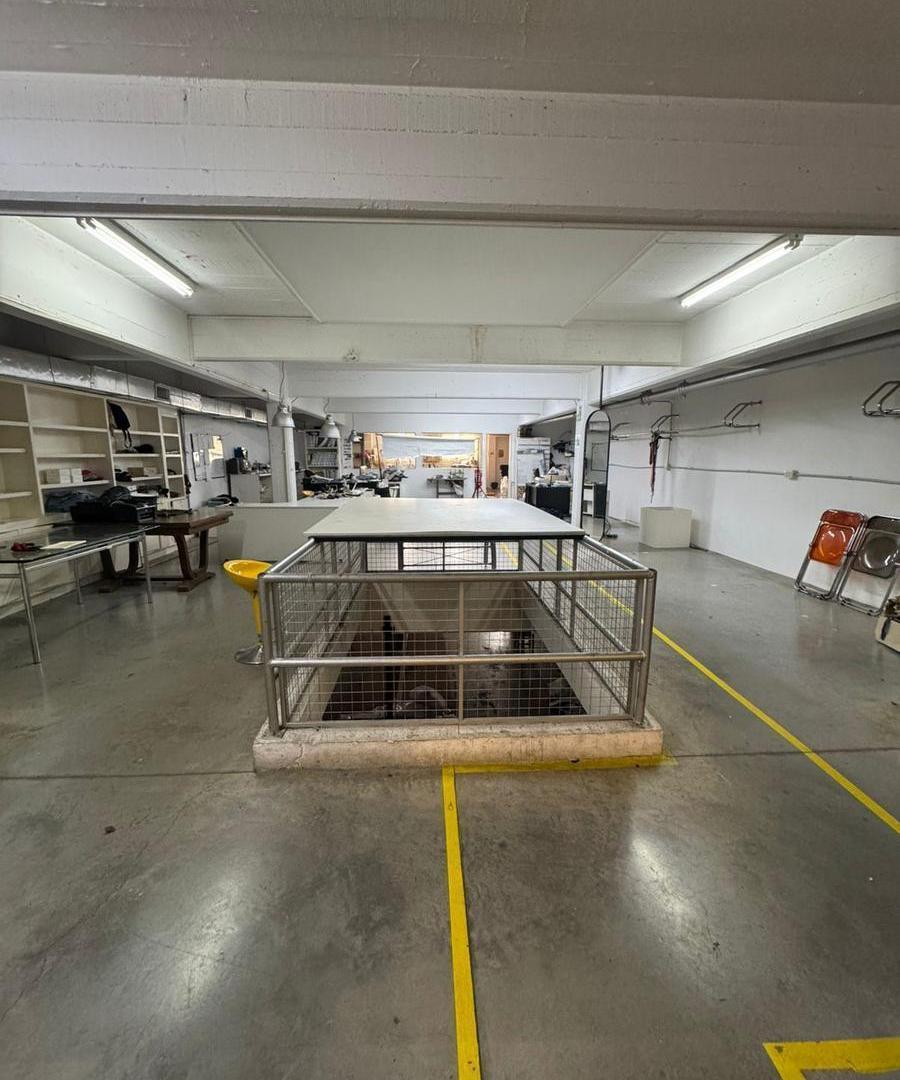 Foto de Depósito en venta en Munro, imagen 3