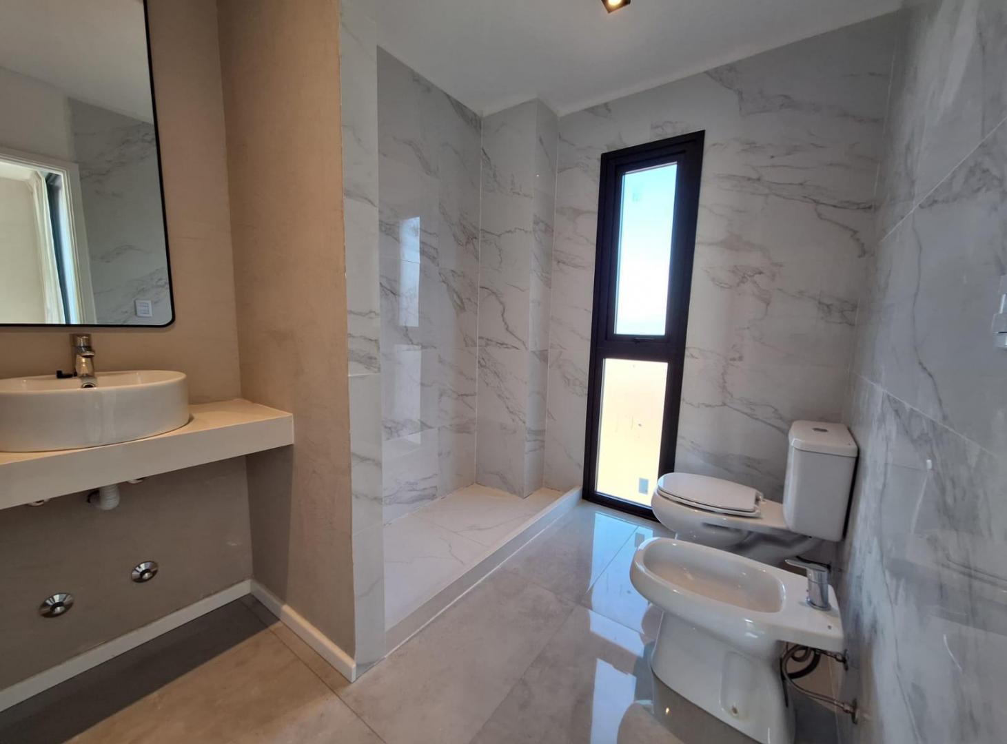 Foto de Casa en VENTA en barrio privado en Tigre, imagen 2
