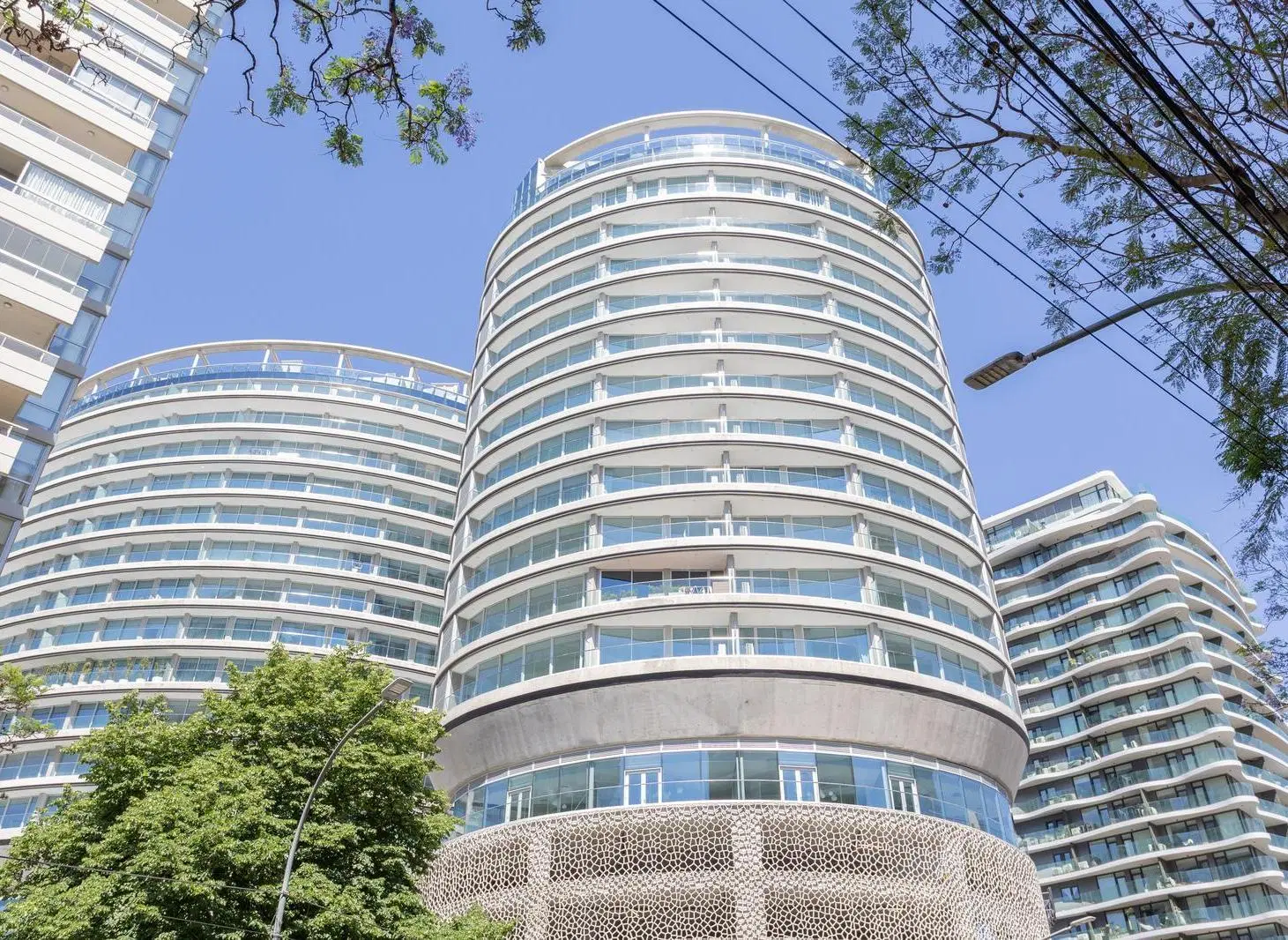 Infinity Tower - Venta - Piso alto c/ Renta 4
