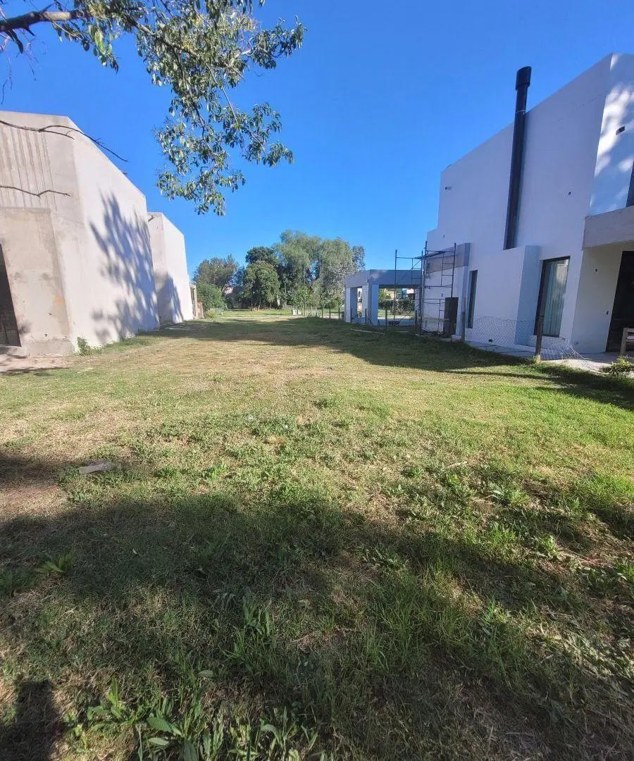 Terreno en Barrio Cerrado 3