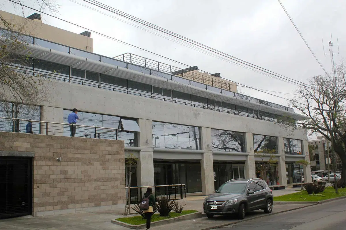 Oficina en ALQUILER - Las Lomas de San Isidro 8