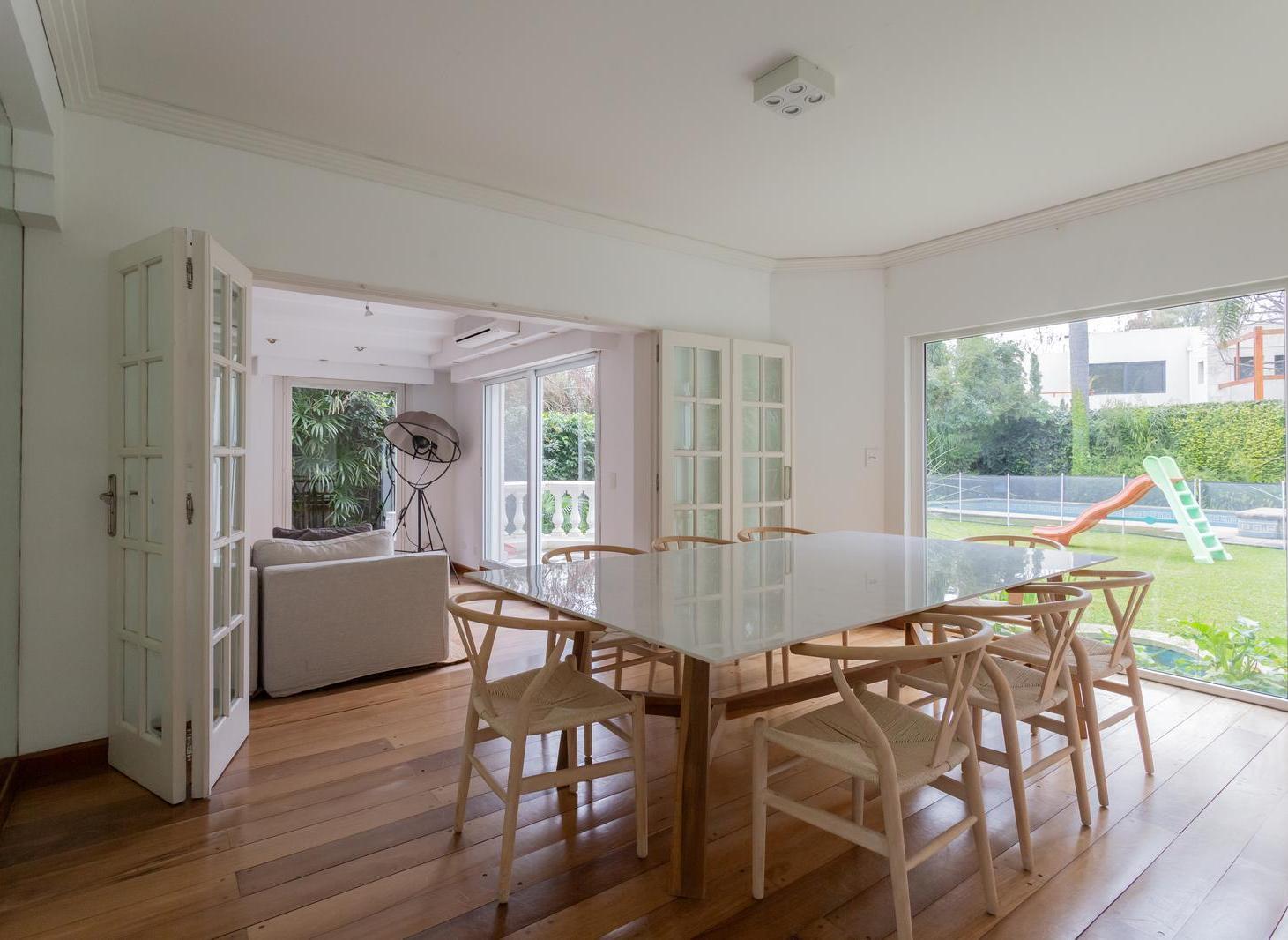 Casa en alquiler o venta en Barrio Privado en San Isidro