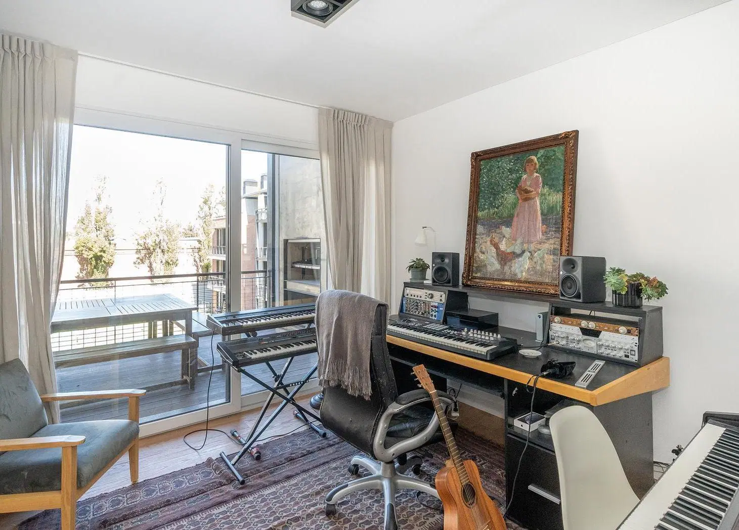 Departamento 2 ambientes en VENTA en San Isidro 4