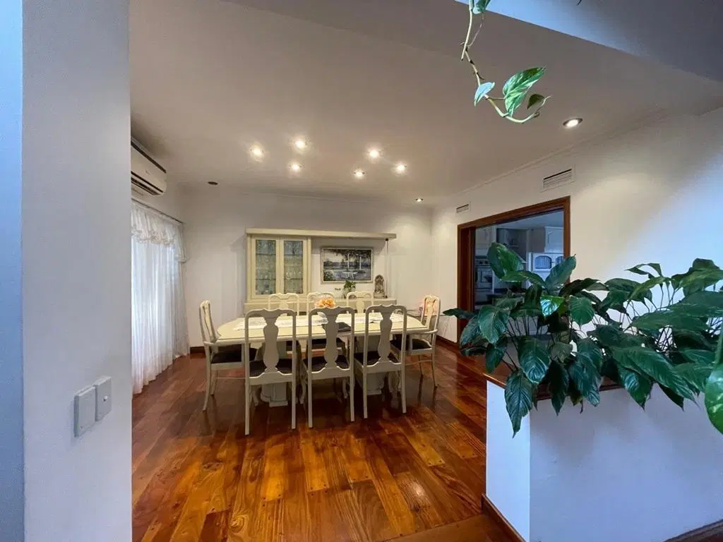 Casa 5 Ambientes en Venta en Barrio Alemán - Martínez 8