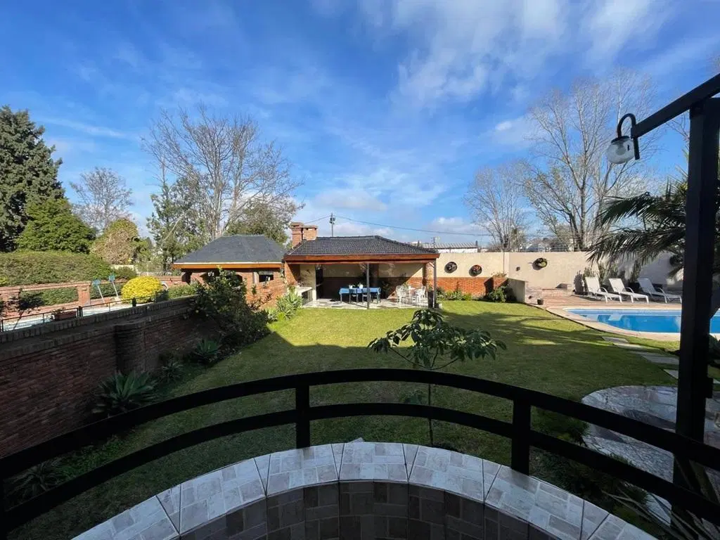 Casa 5 Ambientes en Venta en Barrio Alemán - Martínez 5