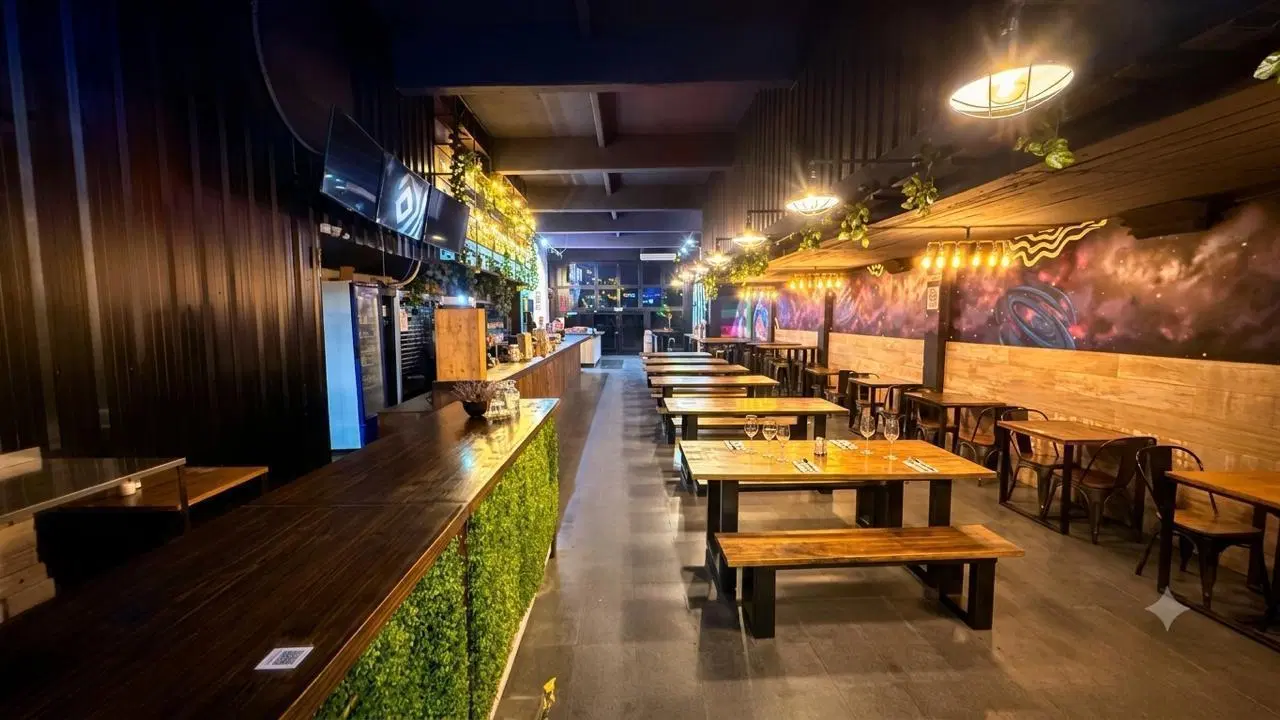 Local gastronomico en zona comercial deTigre. 1