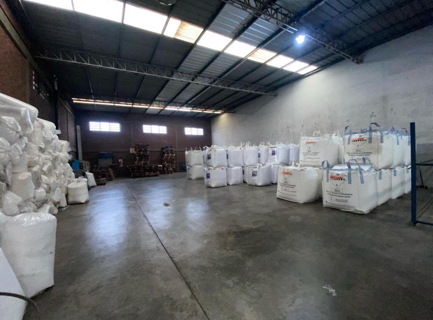 Foto de Depósito en Zona Industrial - Tres de Febrero, imagen 3