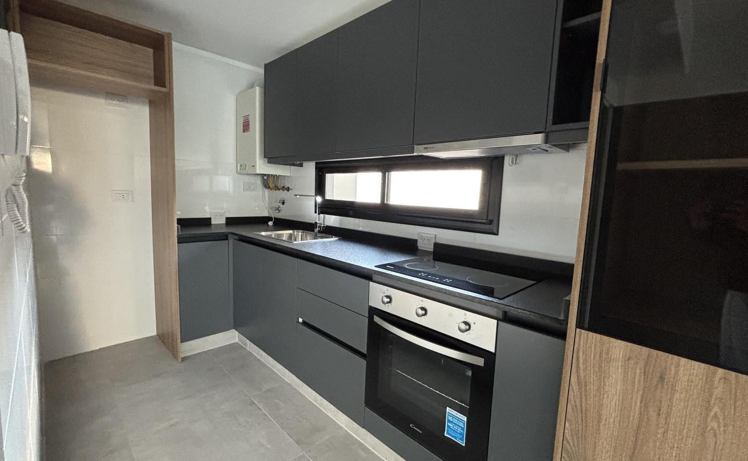 Foto de Departamento 3 ambientes en venta Beccar, imagen 2