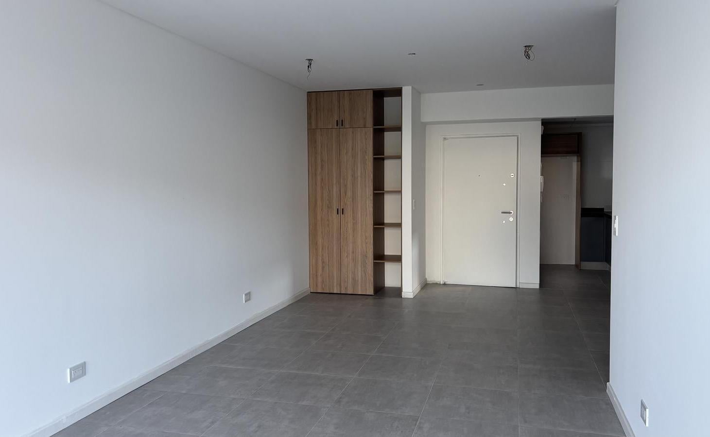 Foto de Departamento 3 ambientes en venta Beccar, imagen 3