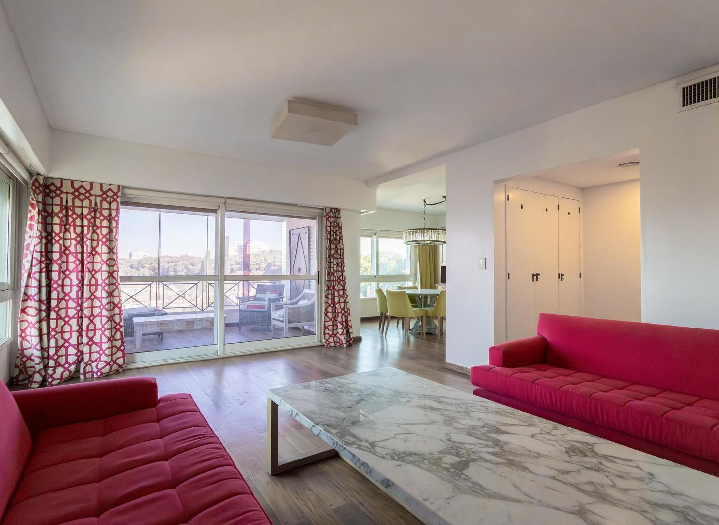 Foto de Departamento en venta san isidro 3 dormitorios con dependencia cochera, imagen 3