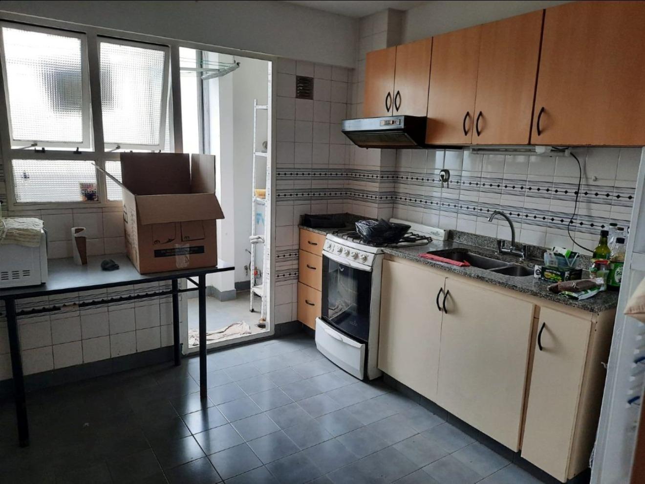 Foto de DEPARTAMENTO 3 AMBIENTES - VICENTE LÓPEZ - BAJO, GRAN BS. AS. NORTE, imagen 2