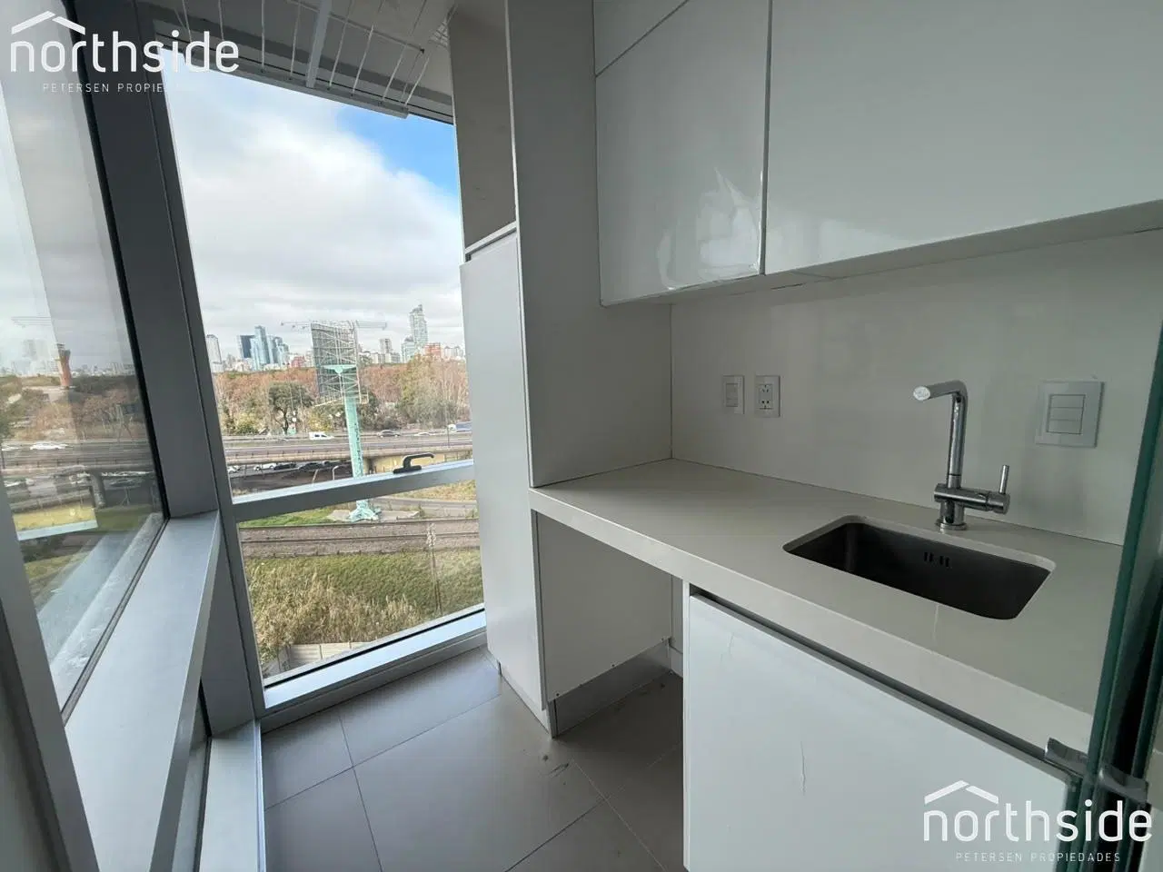 Departamento en alquiler en Torre Al Rio 3