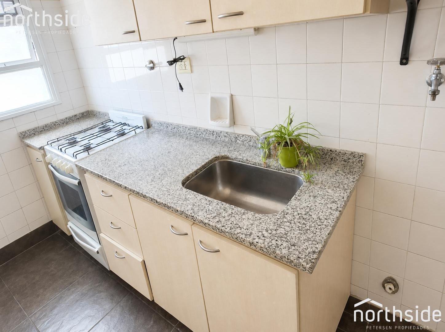 Foto de Departamento de 2 ambientes en alquiler en Acassuso, imagen 1