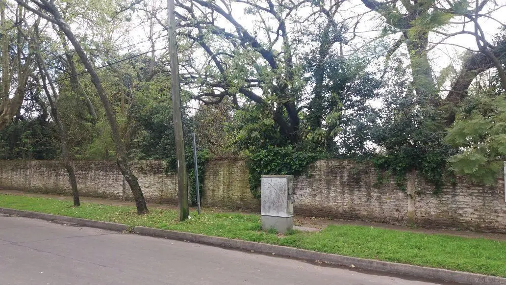 Terreno en venta en La Lucila 5