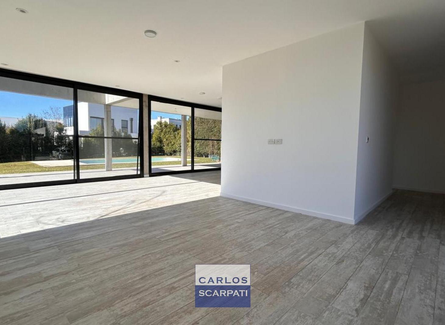 Foto de Casa moderna en alquiler en Los Castaños, imagen 3