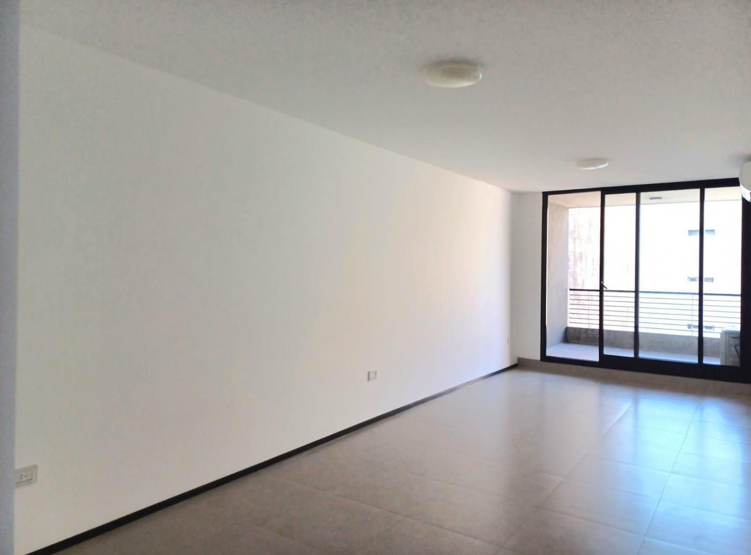 Foto de Venta de departamento de 3 ambientes en Palermo con balcón corrido, imagen 2
