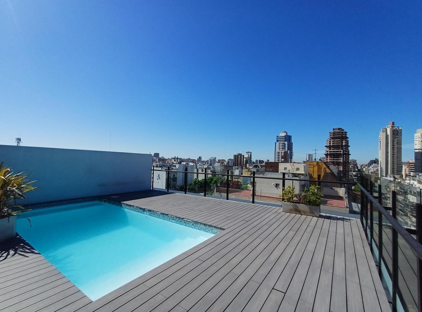 Venta de departamento de 3 ambientes en Palermo con balcón corrido