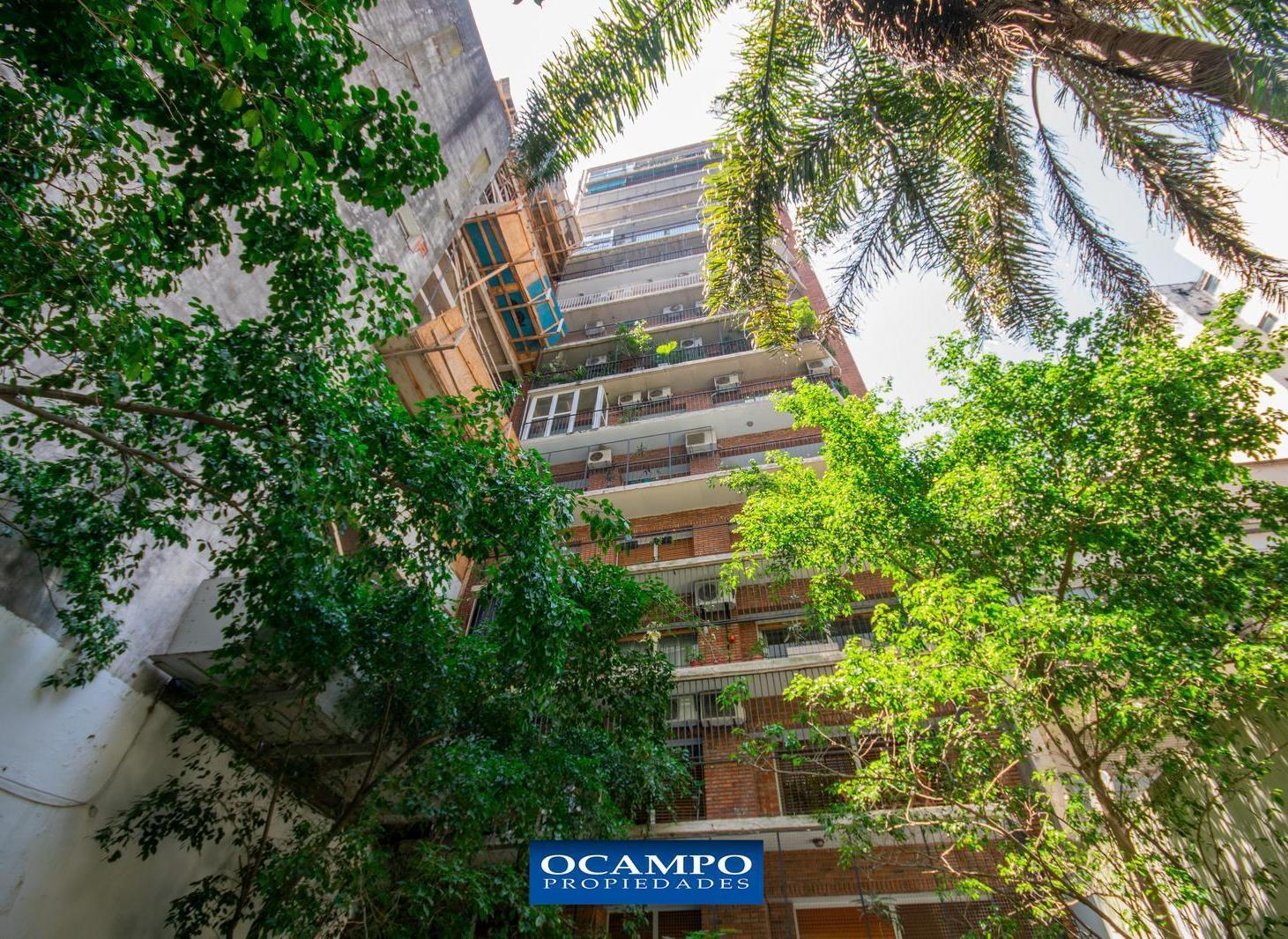 Venta de semipiso de 4 ambientes con cochera y baulera – Recoleta