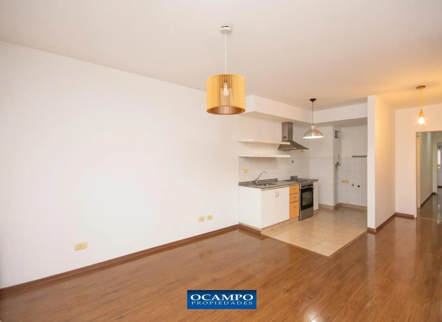 Venta de departamento 3 ambientes con cochera y vistas abiertas en Cañitas 3