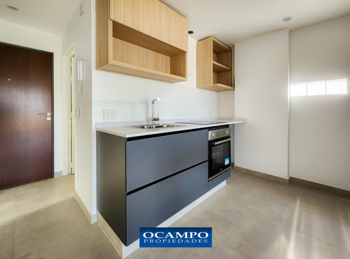 Foto de Venta de monoambiente divisible con balcón terraza y parrilla propia, imagen 2