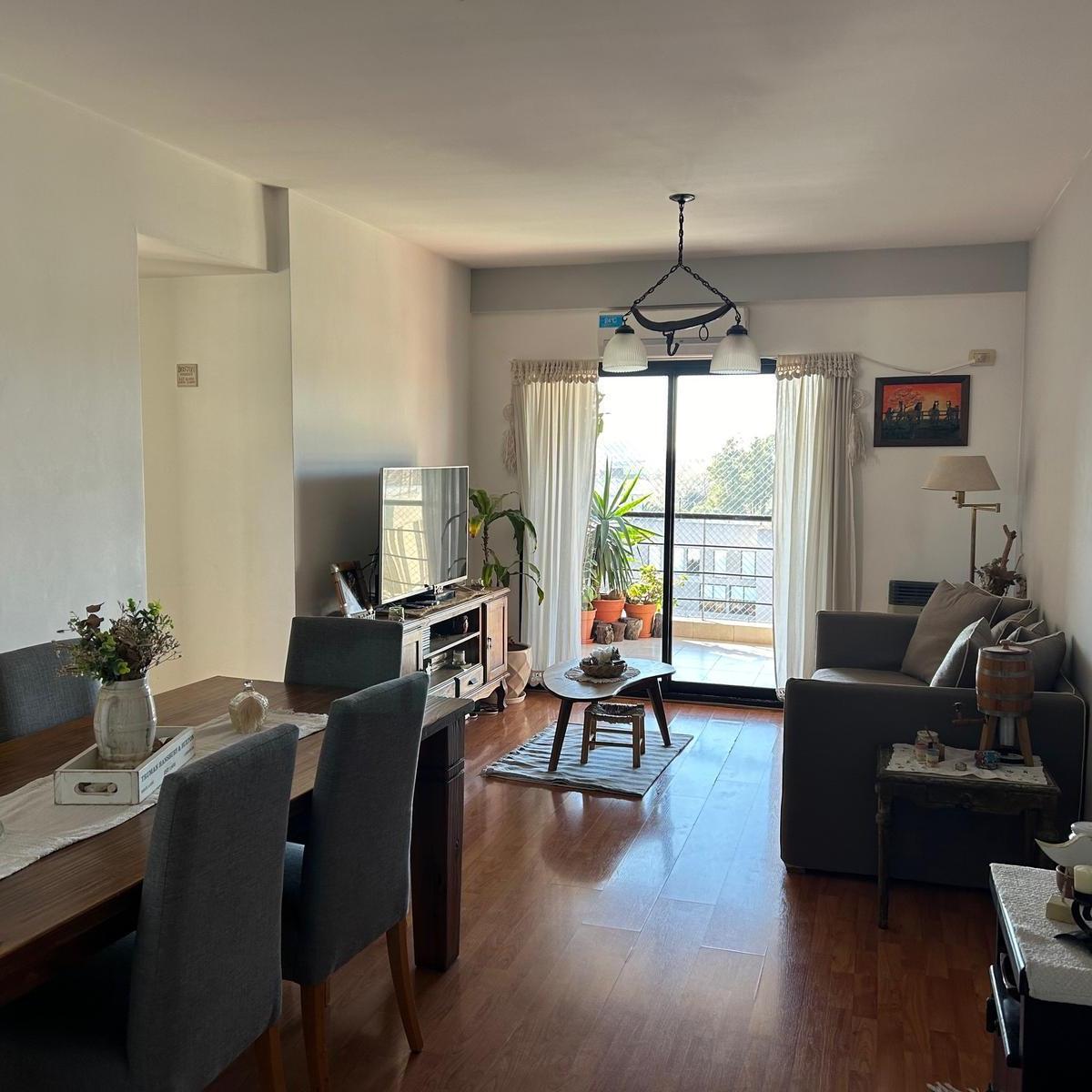Tigre, Venta Departamento de 3 Ambientes con Cochera, Edificio C/pileta, Apto Credito 2