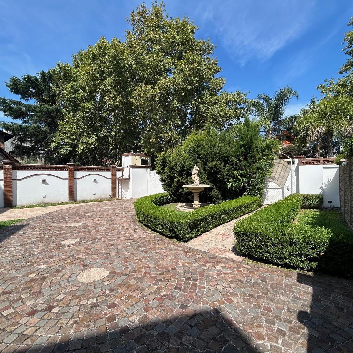 La Mejor Residencia en Venta de Villa Ballester, Gran Calidad de Construccion 5