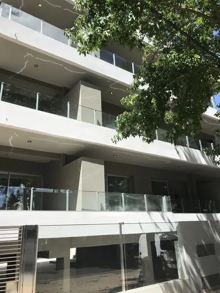 En venta, excelente piso de 2 dormitorios con balcon terraza y parrilla, cochera 3