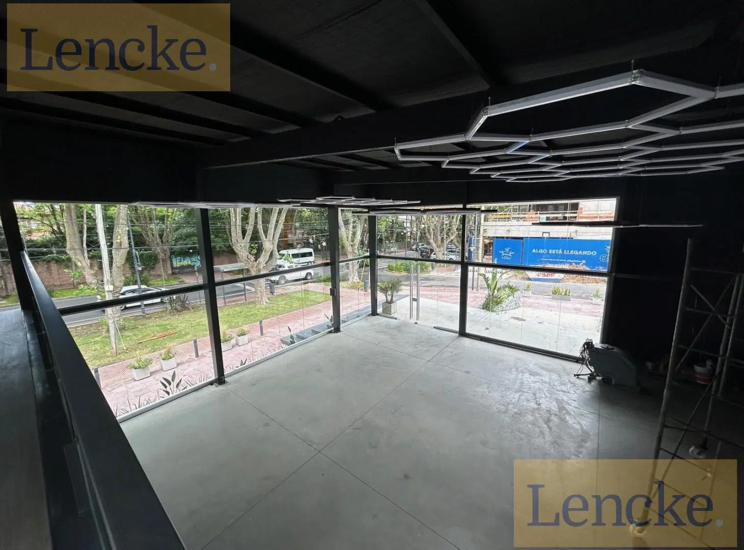 Excelente local a estrenar en esquina, venta, unico en la zona de Punta Chica 4
