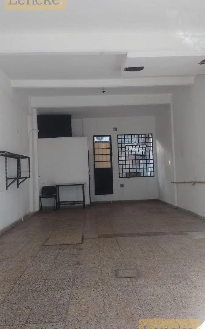 Olivos, Avenida Uzal casi Paraná, local en alquiler apto todo destino, ideal gastonomia 2