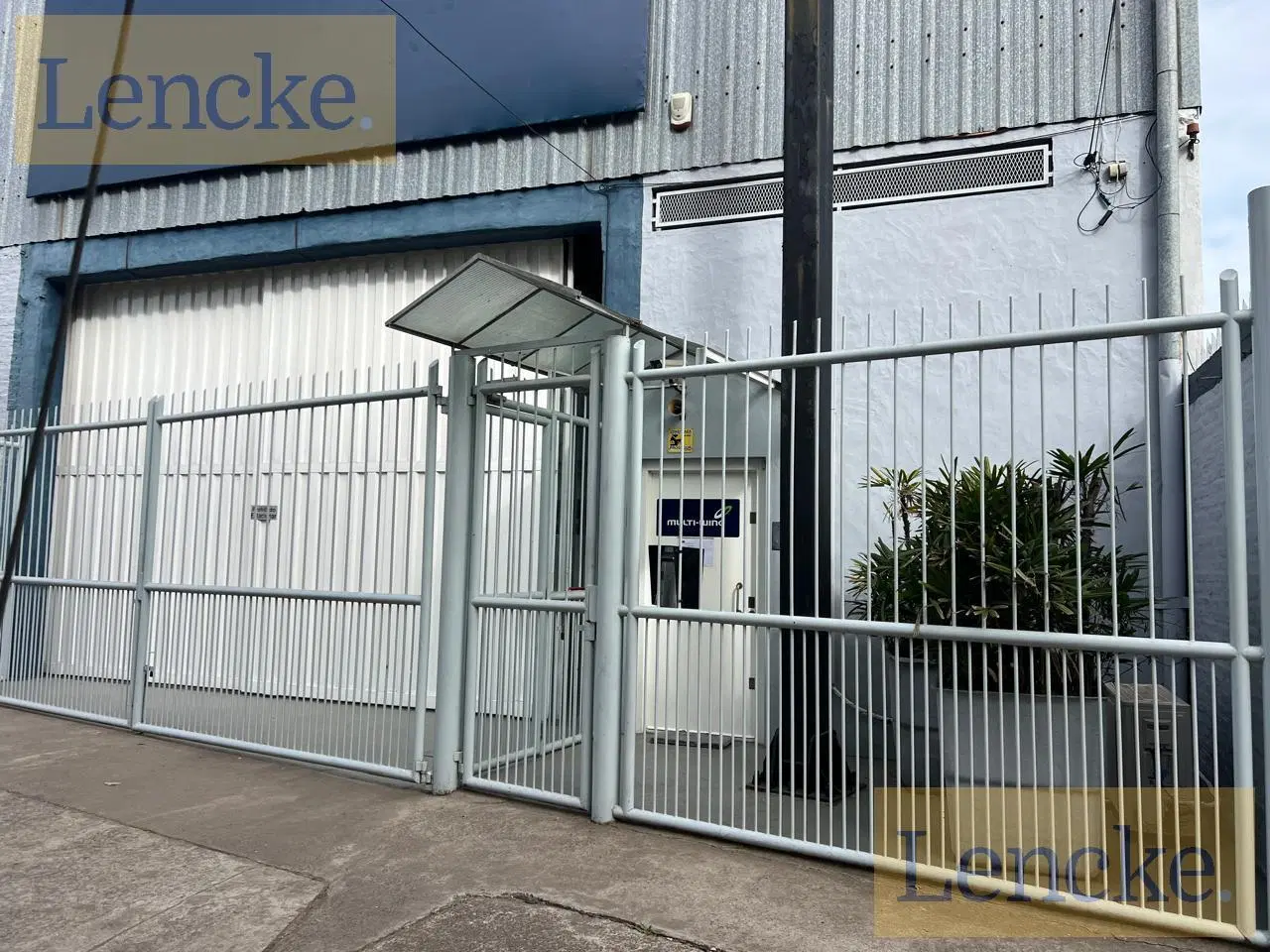 Nave Industrial en el ramal tigre 3
