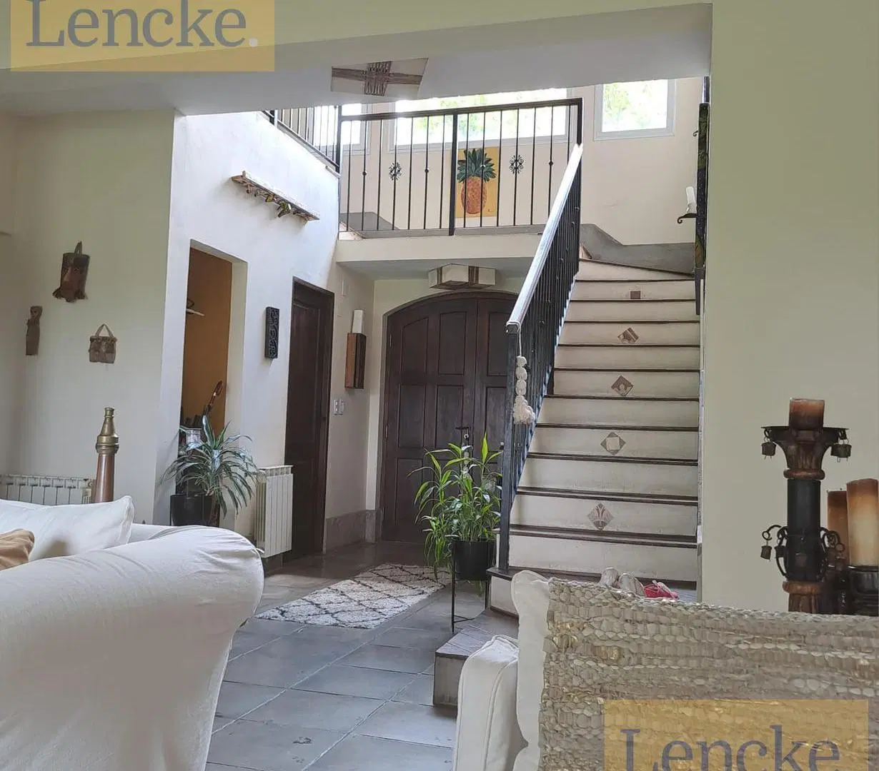 Casa a la laguna con vistas unicas, 4 dormitorios, pileta, gran parque 4