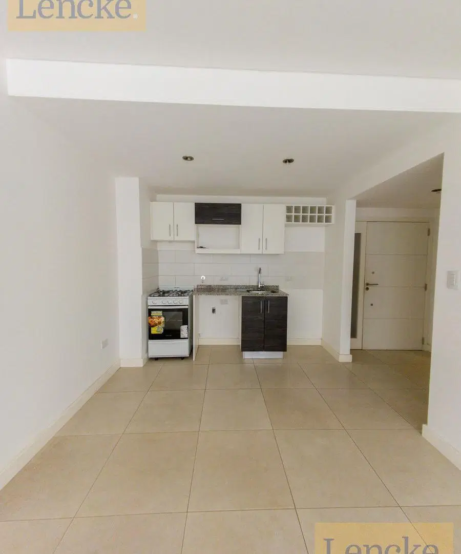 Departamento 2 Ambientes con cochera y parrilla en venta en Tigre, edificio c/ pileta y sum 3