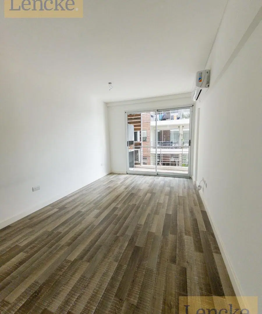 Departamento 2 Ambientes con cochera y parrilla en venta en Tigre, edificio c/ pileta y sum 4