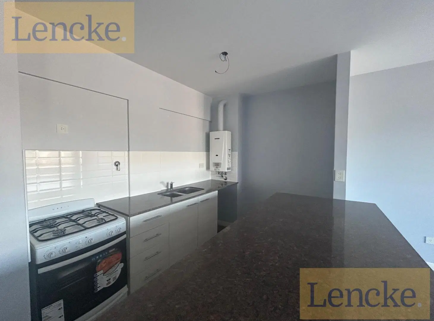 Virreyes s/Avenida, departamento a estrenar amplio, 2 ambientes mas escritorio, Venta financiacion 2