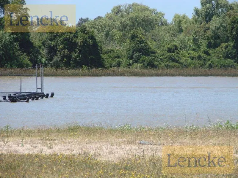 Lencke vende - Muy buen lote interno en Albanueva, posibilidad de amarra 8