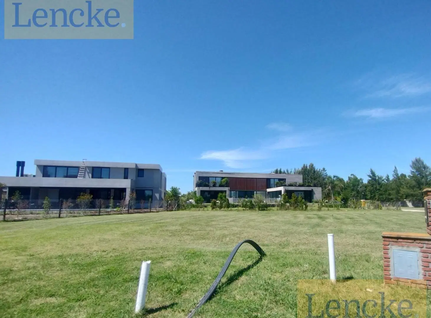 Lencke vende - Muy buen lote interno en Albanueva, posibilidad de amarra 4