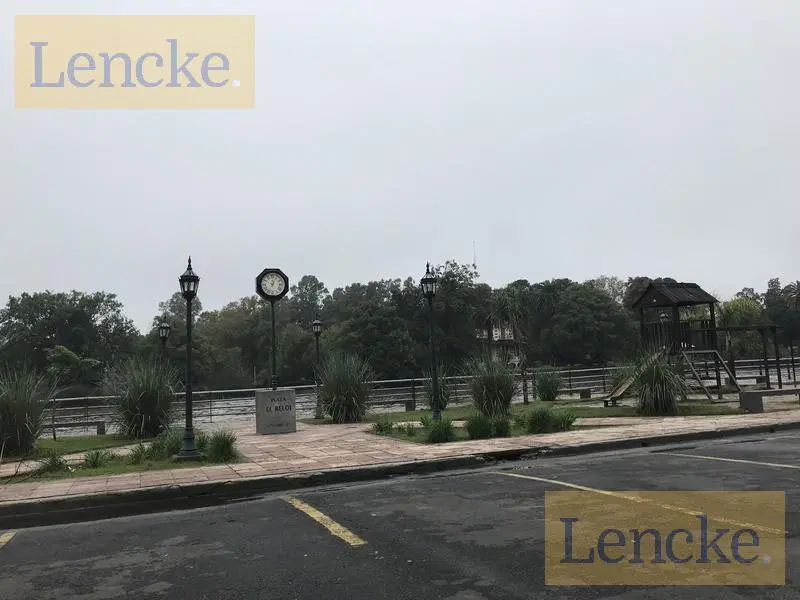 Lencke Vende - EXCELENTE FRACCION PARA CONSTRUIR EN PH 4
