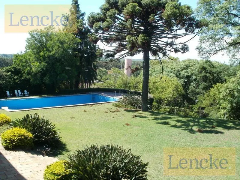 Lencke vende - Magnifica casa de categoria sobre la barranca, unica en su estilo 2