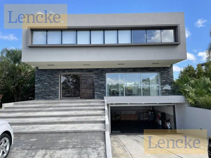 Albanueva, magnifica casa moderna de diseño, 4 dormitorios, pileta, amarra, venta 3