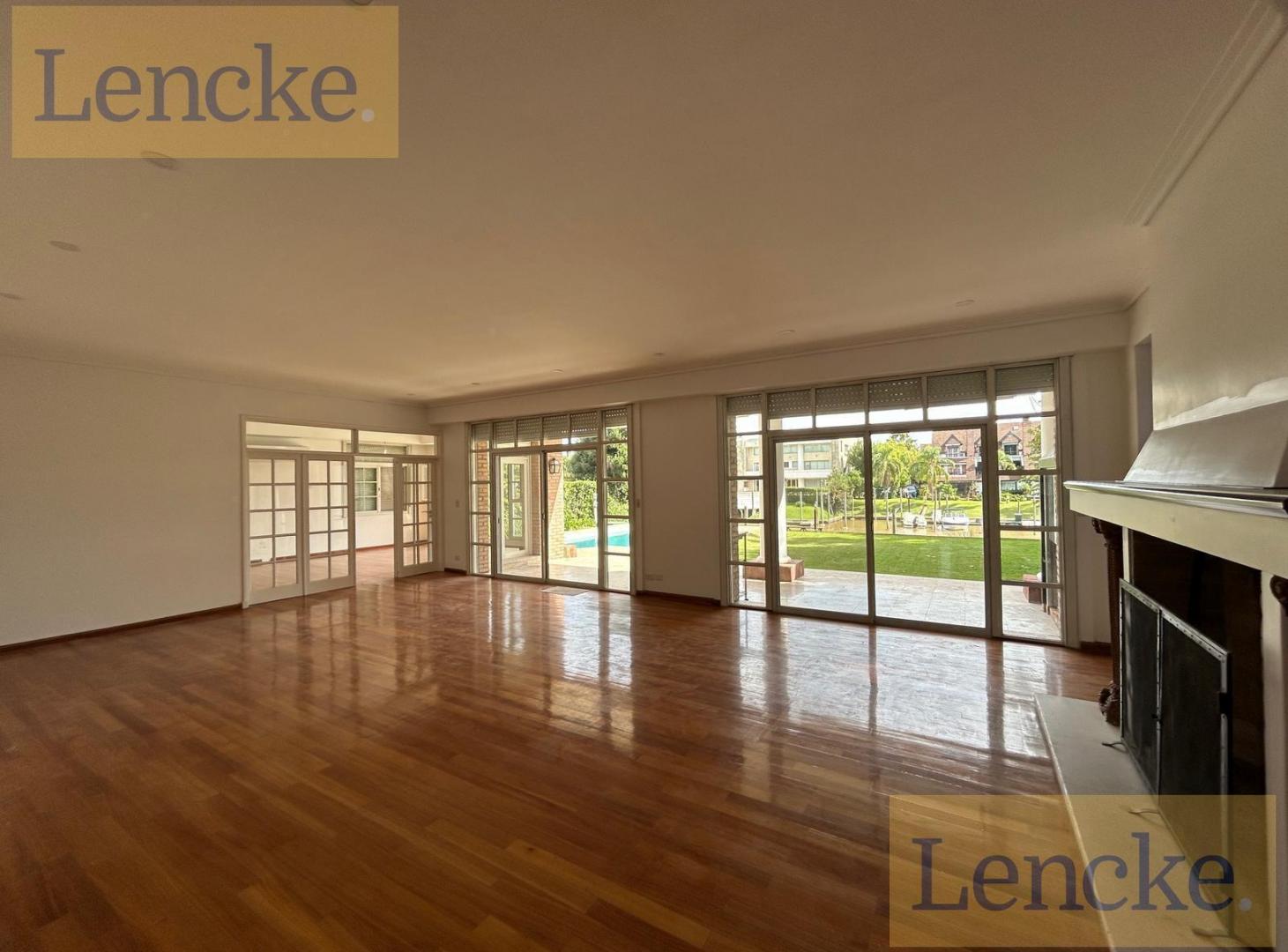 Foto de Lencke Vende - Residencia con frente al rio en Bahia del Sol de 612 m2, imagen 1